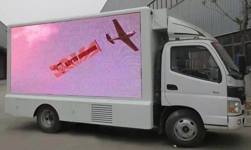 廣告車(chē)上的全彩LED顯示屏怎么清理 | 成都led顯示屏